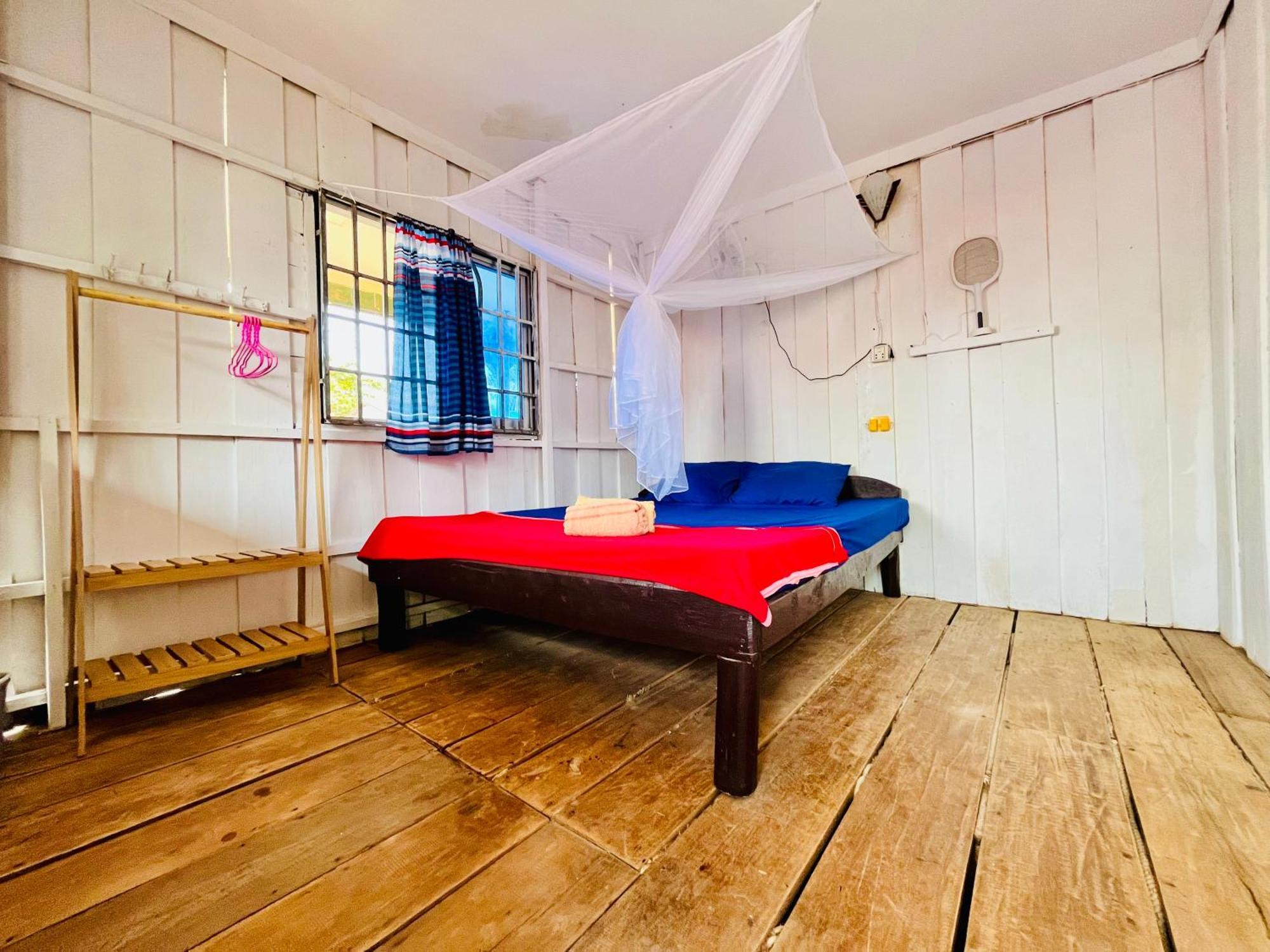 Happiness Guesthouse Koh Rong Sanloem Exterior photo
